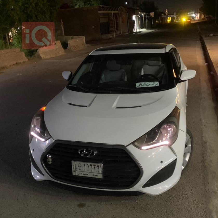 Hyundai Veloster